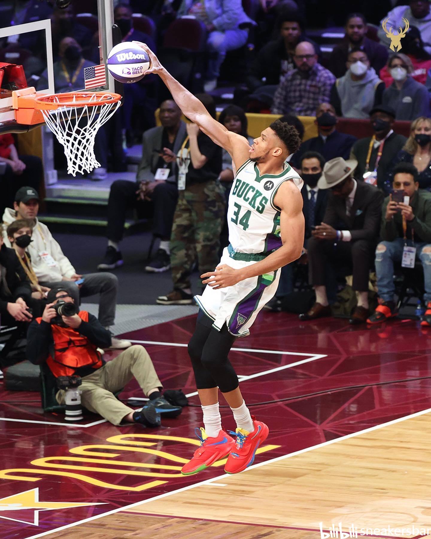 重返国家队？巴媒：库蒂尼奥已经入选巴西国家队11月初选名单（巴媒：库蒂尼奥入围巴西队11月初选，或将重返国家队）