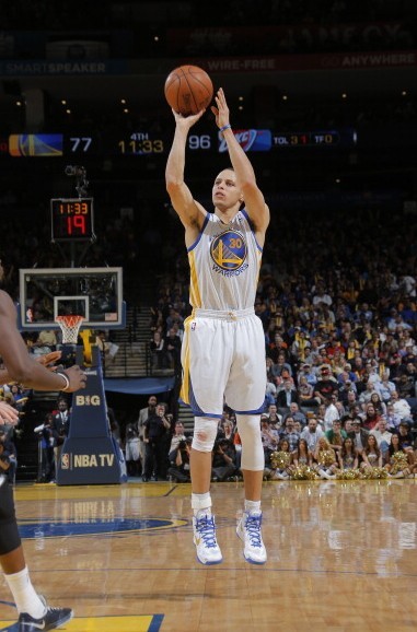 霍芬海姆vsRB莱比锡：克拉马里奇、曹法尔首发，劳姆、古拉西奇出战（霍芬海姆迎战RB莱比锡：克拉马里奇、曹法尔先发，劳姆与古拉西奇登场）