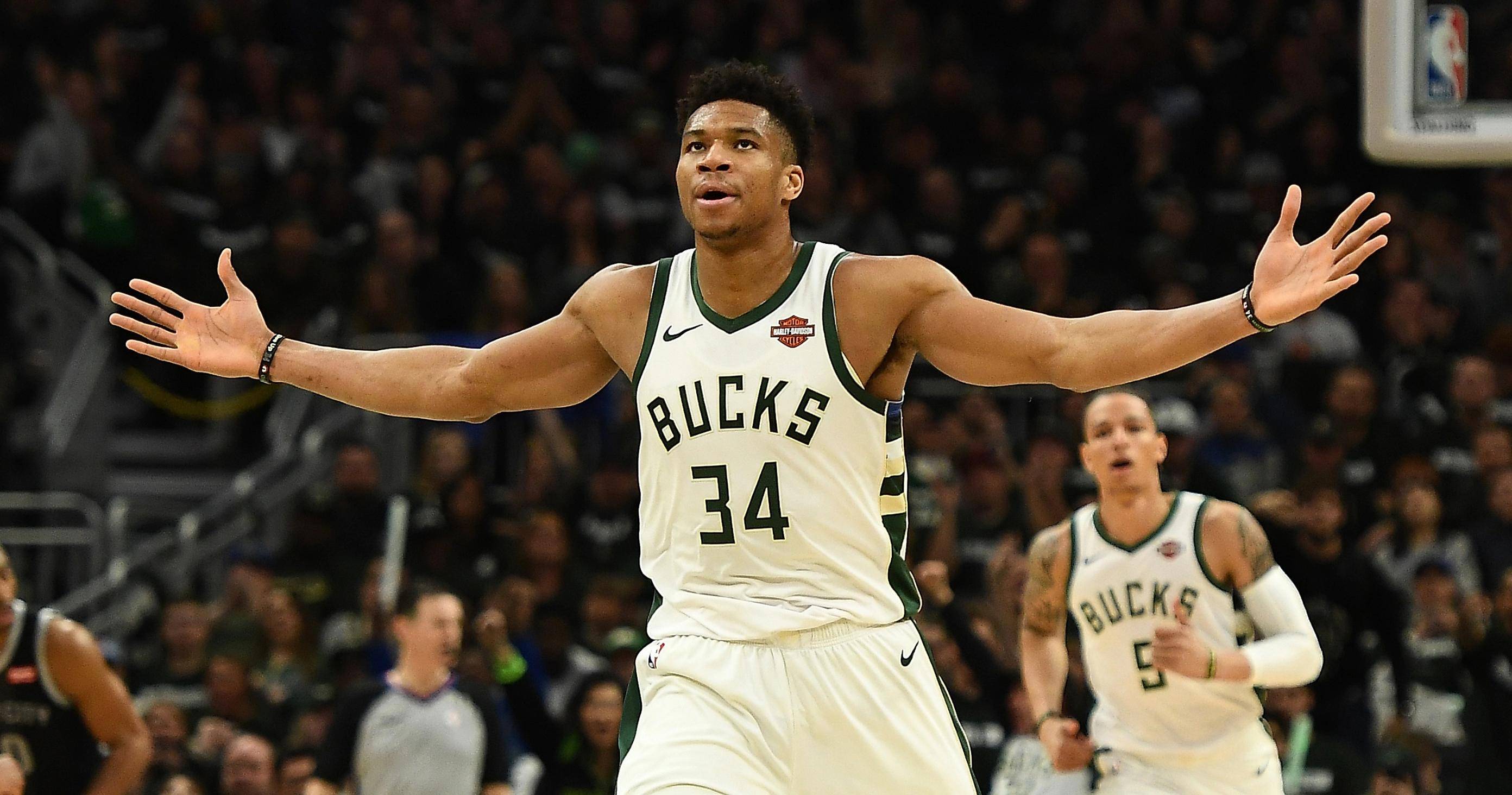 意媒：伊尔迪兹有望在尤文与葡体的比赛中复出（意媒：伊尔迪兹或在尤文对葡体一战复出）